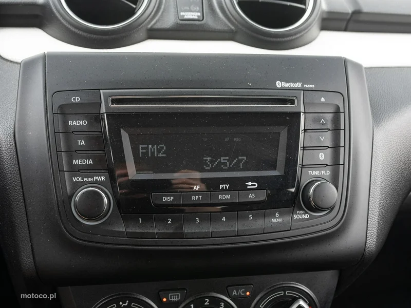 Suzuki Swift 15