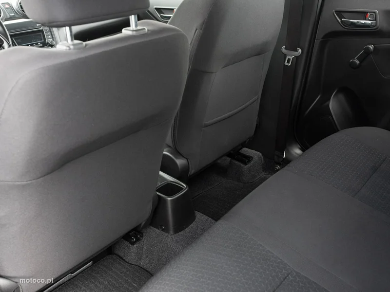 Suzuki Swift 17