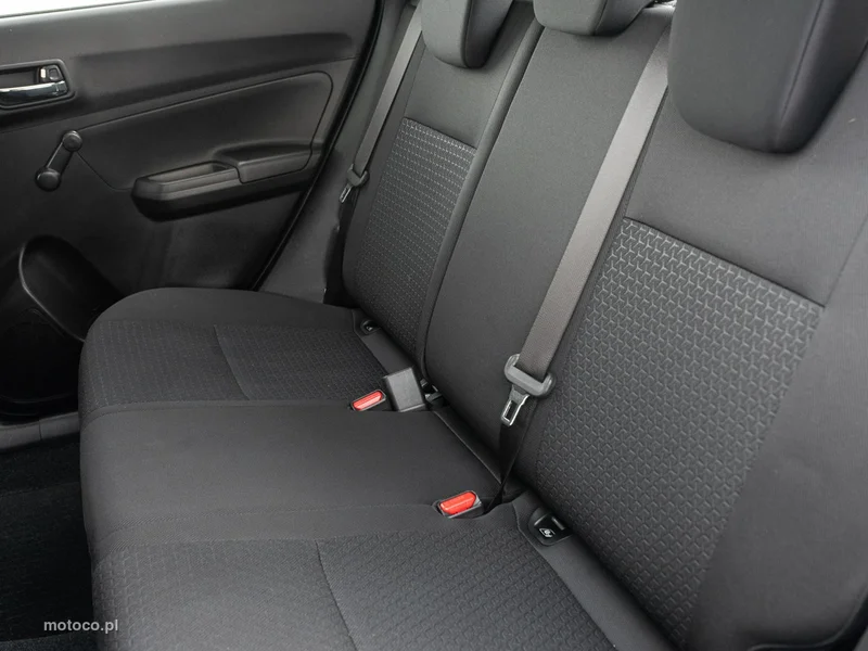 Suzuki Swift 18