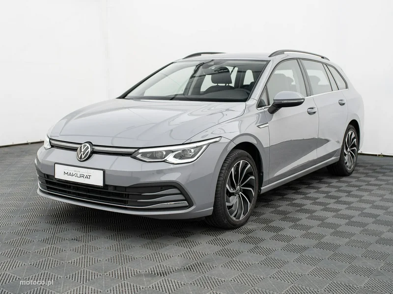 Volkswagen Golf VIII 2