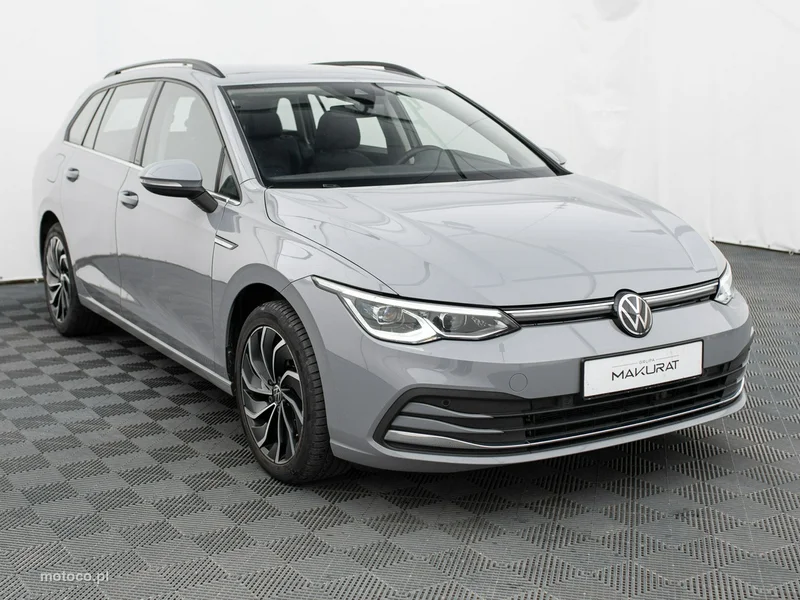Volkswagen Golf VIII 3