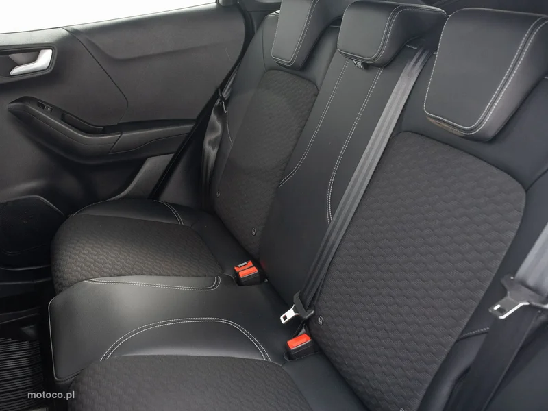 Ford Puma II 27