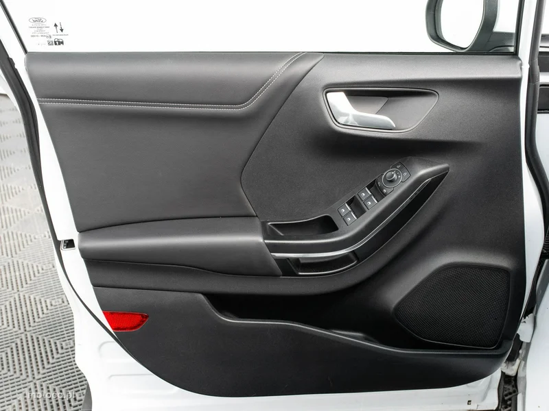 Ford Puma II 10
