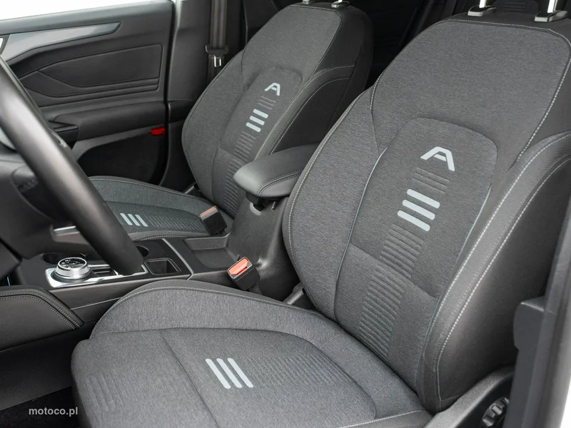 Ford Focus IV 11