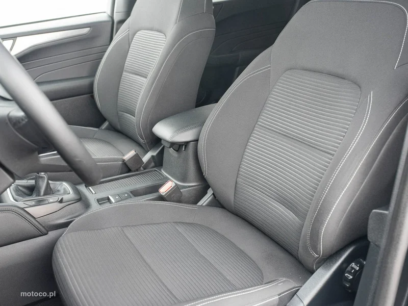 Ford Kuga III 11