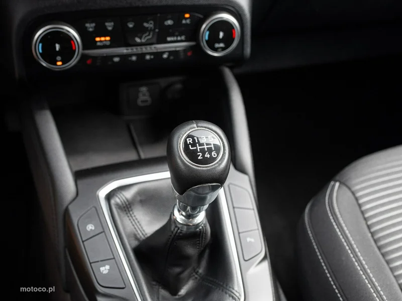 Ford Kuga III 15