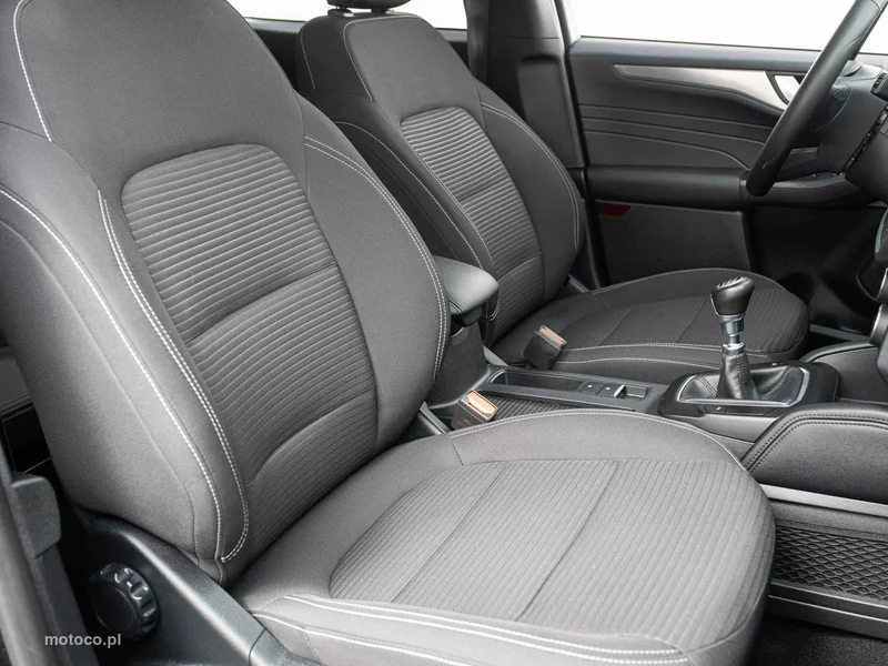 Ford Kuga III 29
