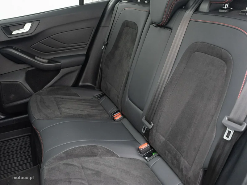 Ford Focus IV 27