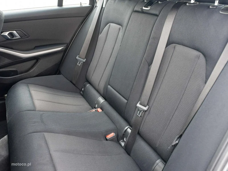 BMW Seria 3 G20 318 26