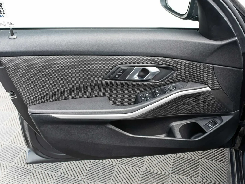 BMW Seria 3 G20 318 9
