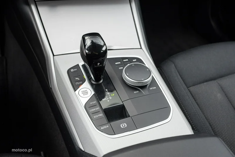 BMW Seria 3 G20 318 11