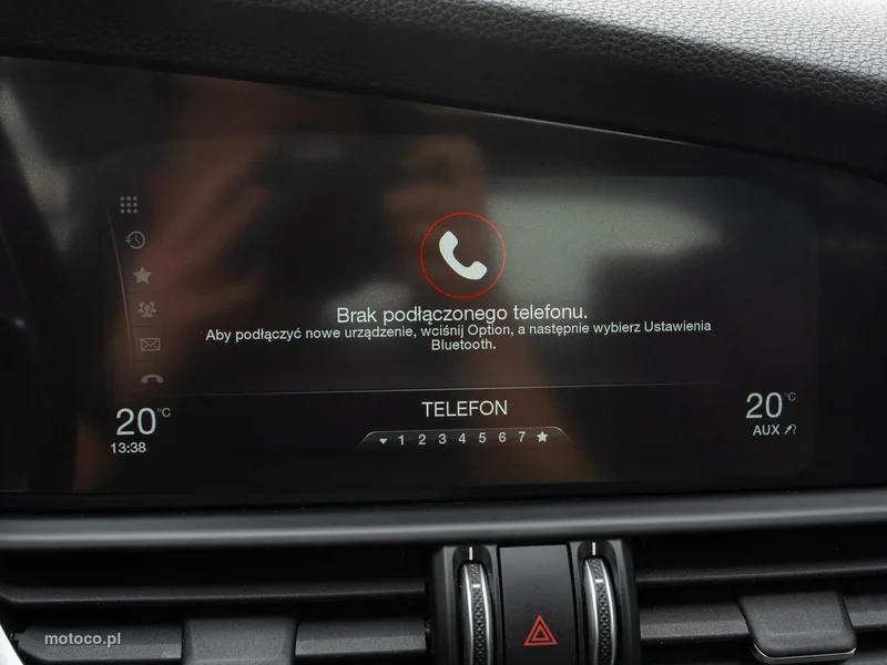 Alfa Romeo Giulia 19