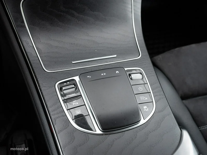 Mercedes-Benz GLC X253 300 15