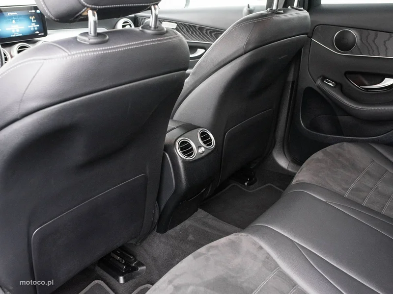 Mercedes-Benz GLC X253 300 27