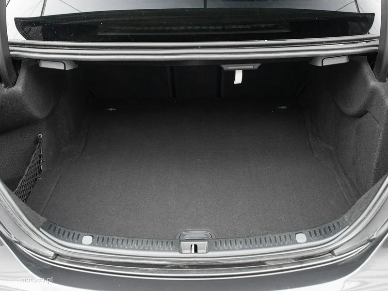 Mercedes-Benz Klasa E W213 E 220 31