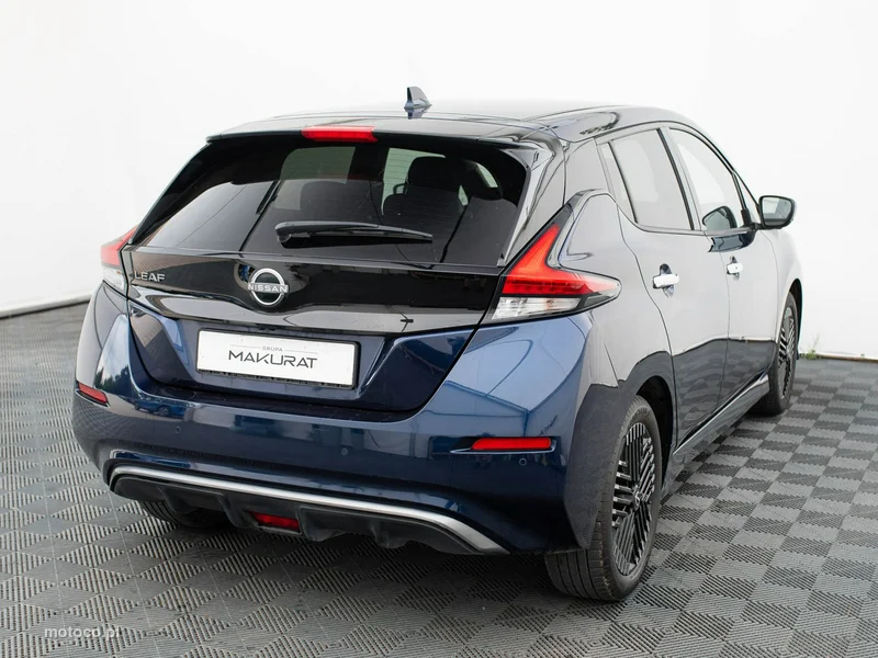Nissan Leaf 5