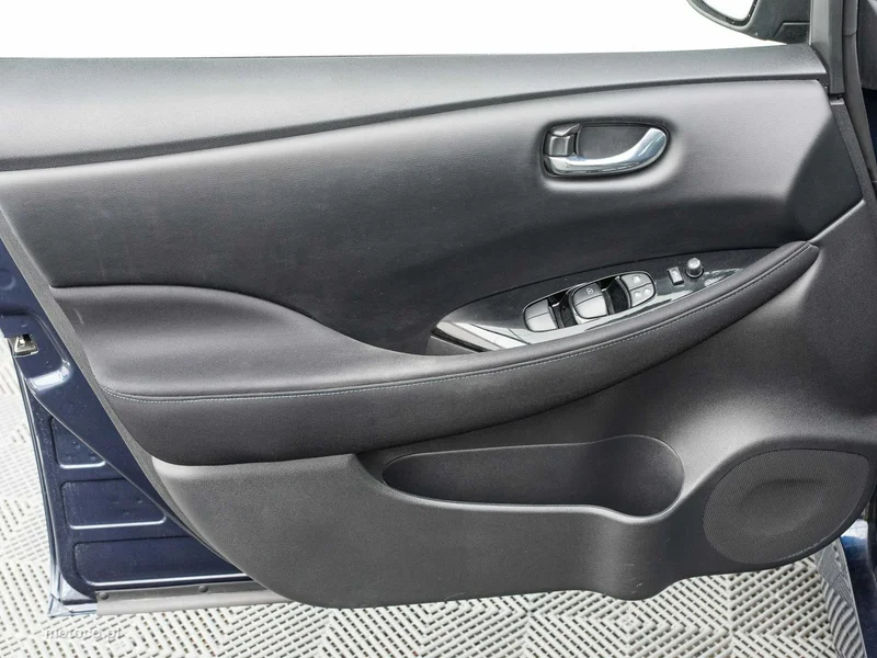 Nissan Leaf 9