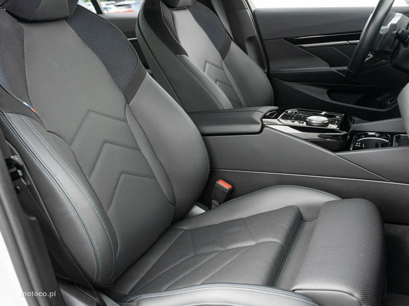 BMW Seria 5 G60 520 30