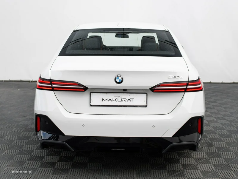 BMW Seria 5 G60 520 8