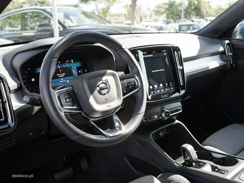Volvo XC 40 6