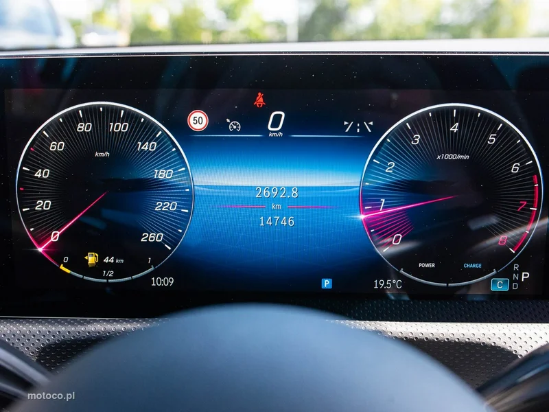 Mercedes-Benz CLA C118 CLA 200 12