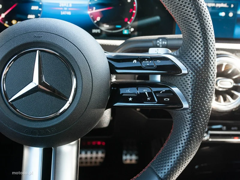Mercedes-Benz CLA C118 CLA 200 14