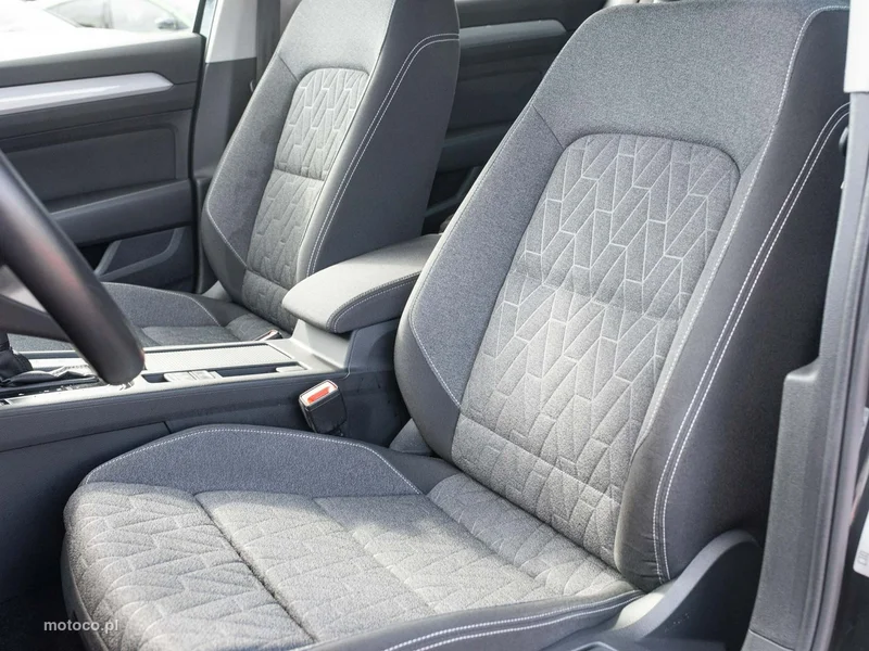 Volkswagen Passat B8 11