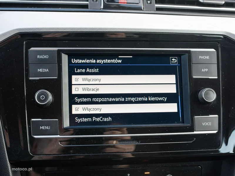 Volkswagen Passat B8 23