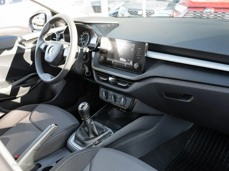 Skoda Fabia IV 25