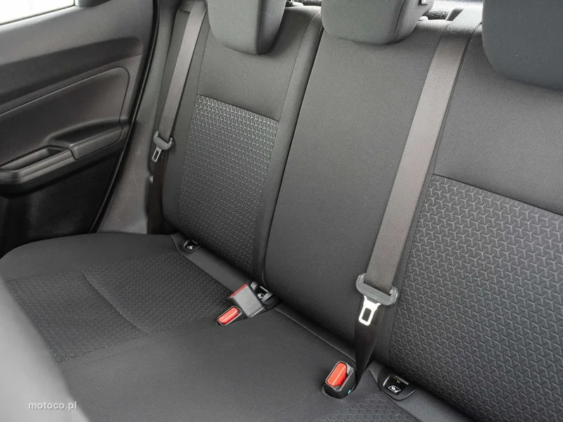Suzuki Swift 19