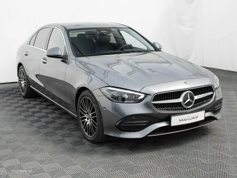 Mercedes-Benz Klasa C W206 C 220 3