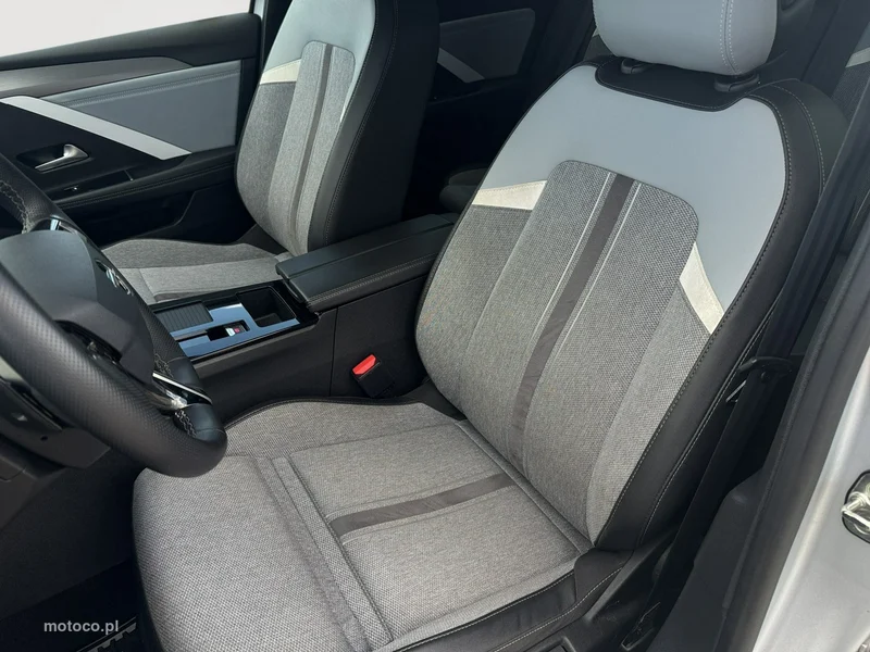 Opel Astra L 12