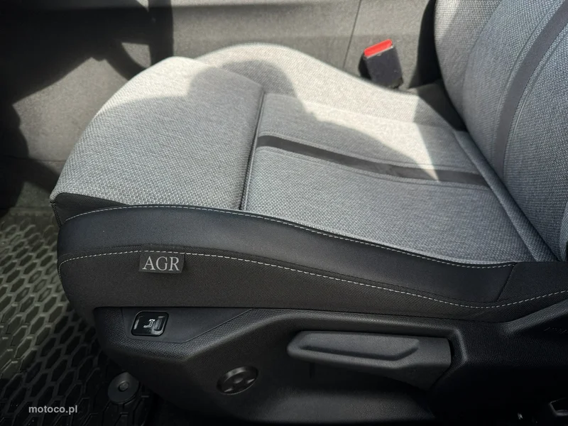 Opel Astra L 12