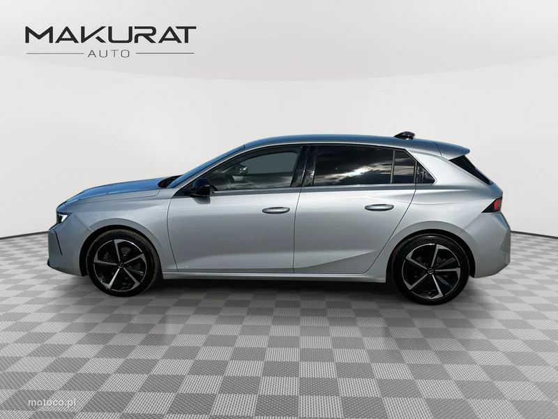Opel Astra L 9