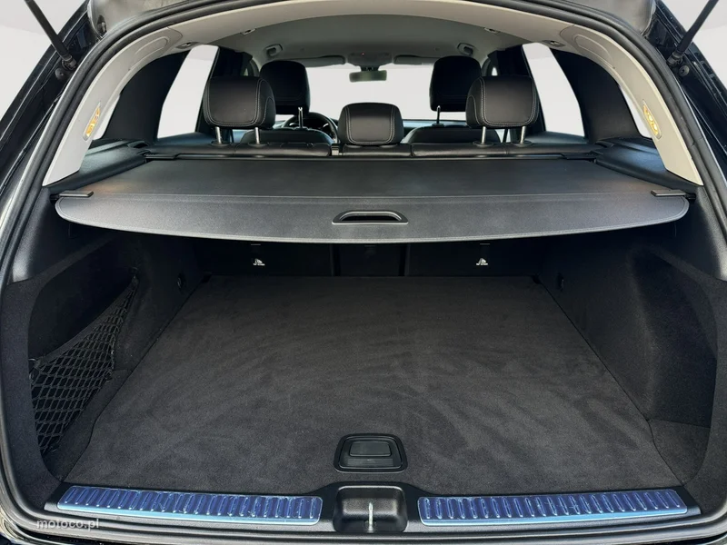 Mercedes-Benz GLC X254 200 27