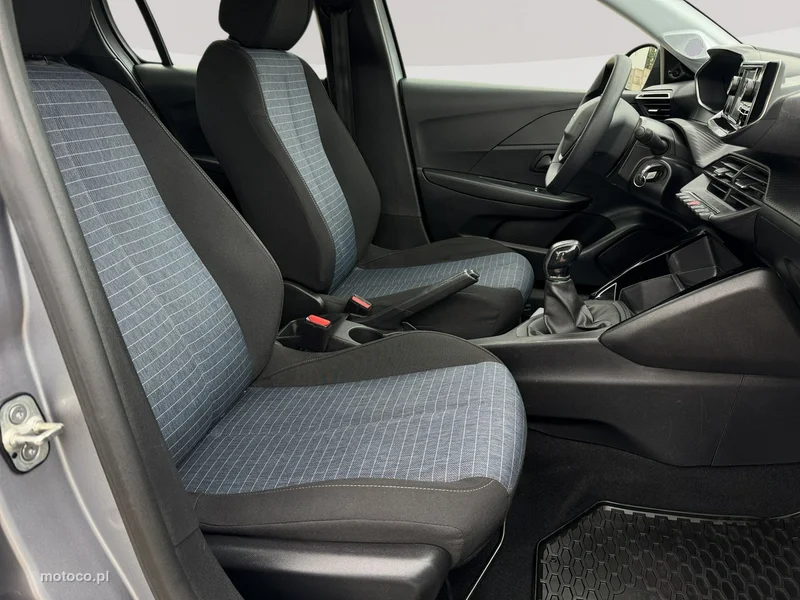 Peugeot 208 22
