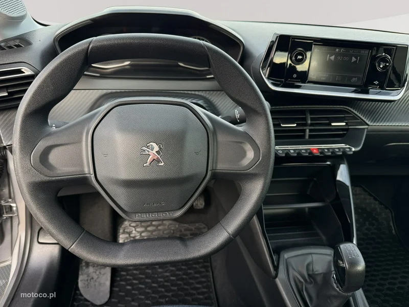 Peugeot 208 13