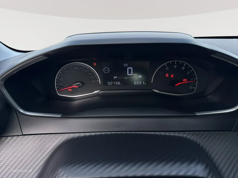 Peugeot 208 15