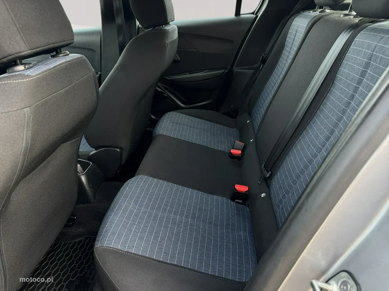 Peugeot 208 20