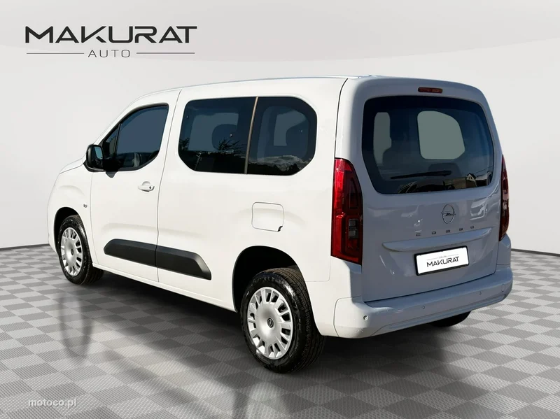 Opel Combo E 3