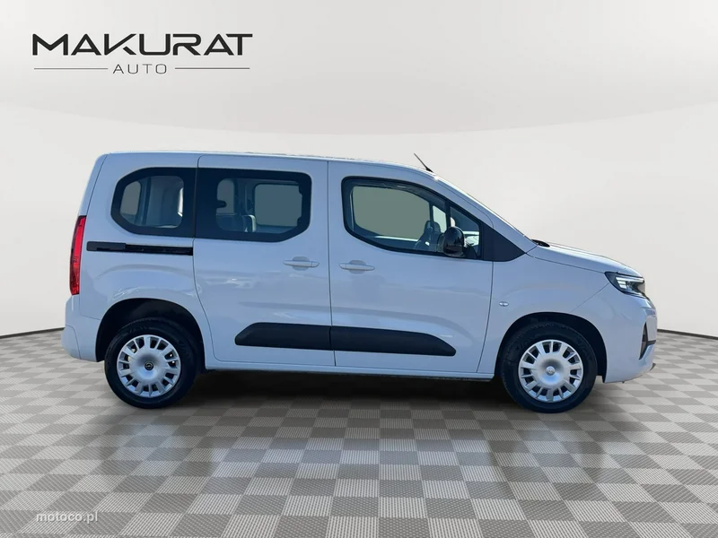 Opel Combo E 8
