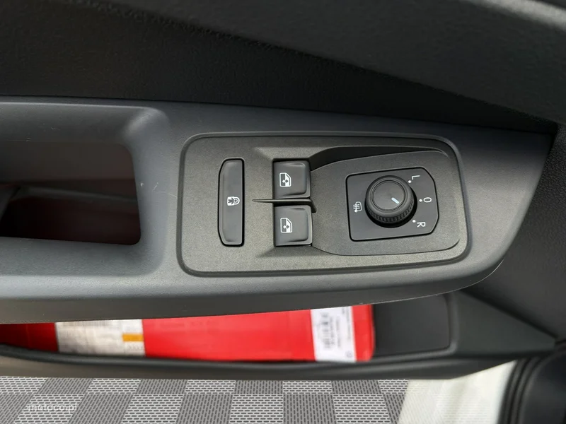 Volkswagen Caddy V 11