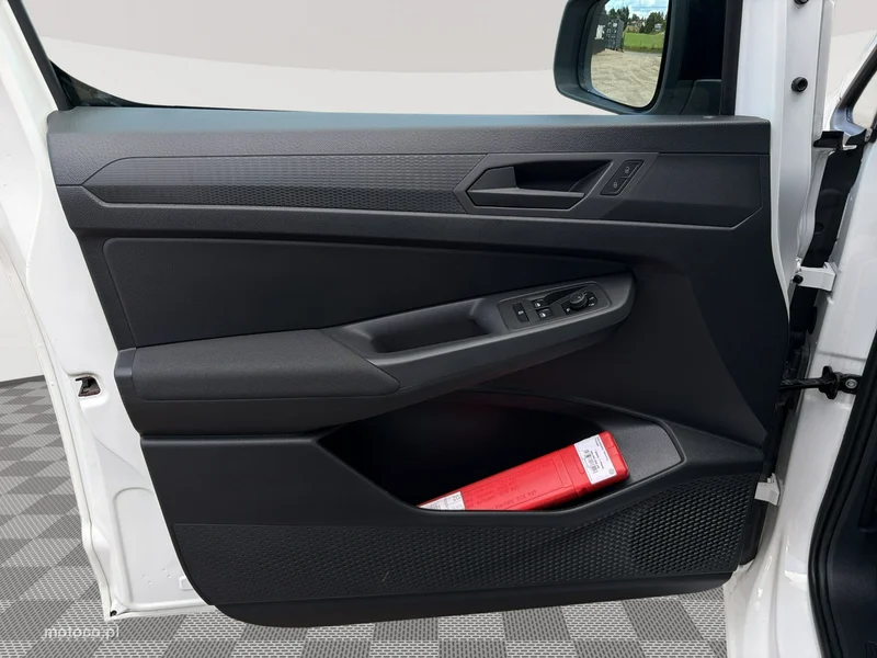 Volkswagen Caddy V 10