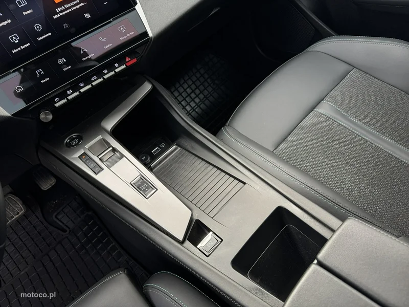 Peugeot 308 24