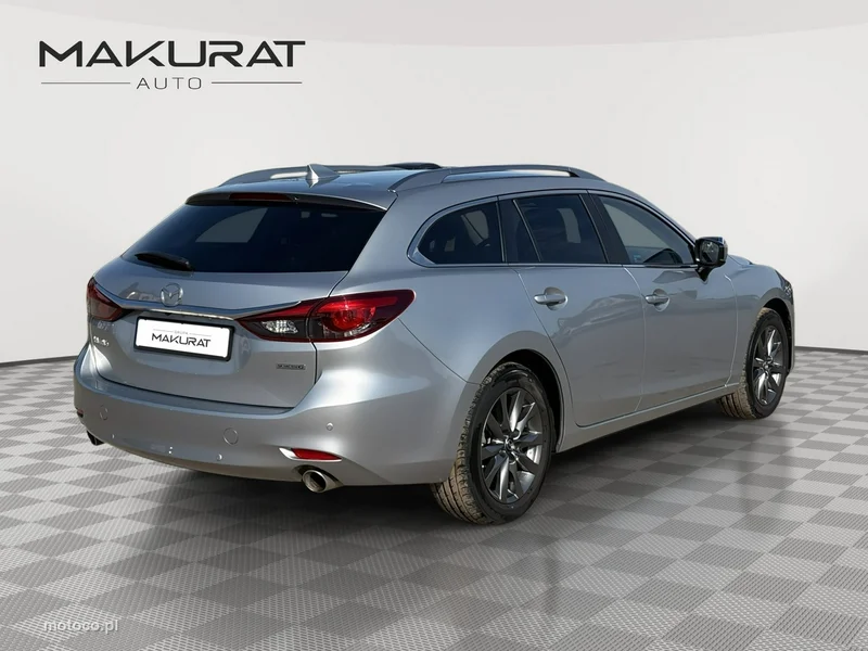 Mazda 6 4
