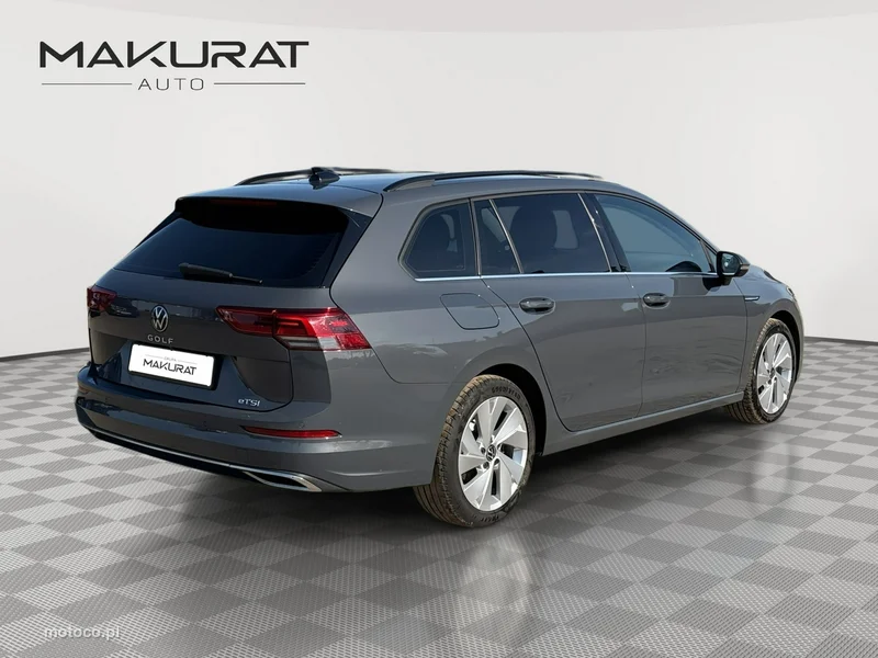 Volkswagen Golf VIII 4