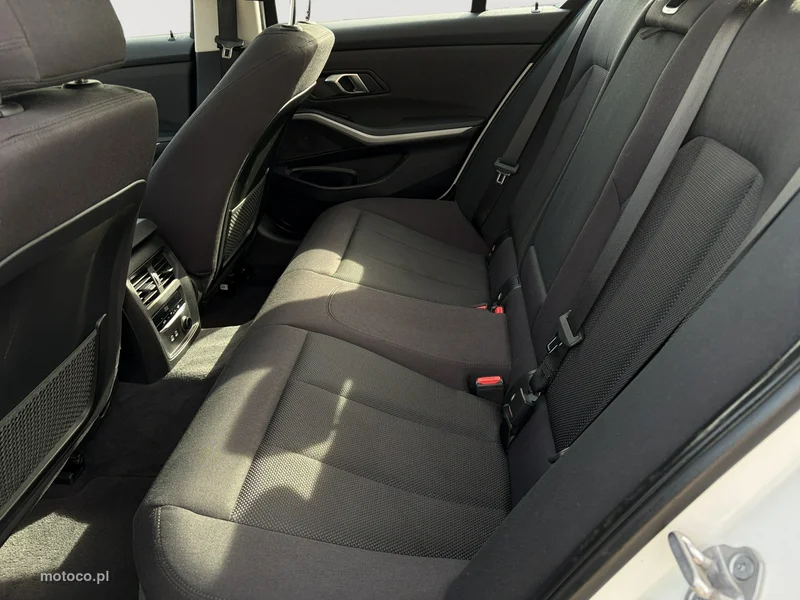 BMW Seria 3 G20 318 25