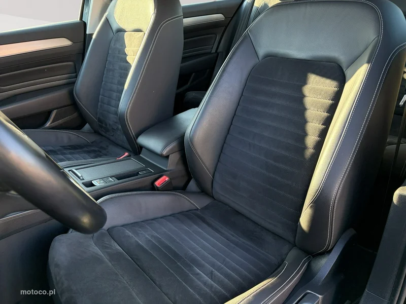 Volkswagen Passat B8 13