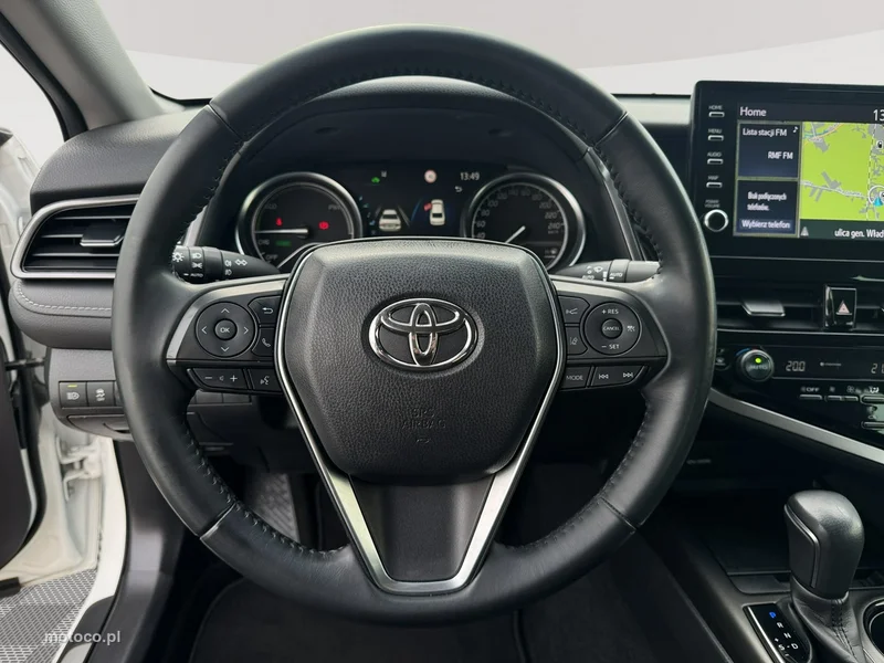 Toyota Camry XV70 15