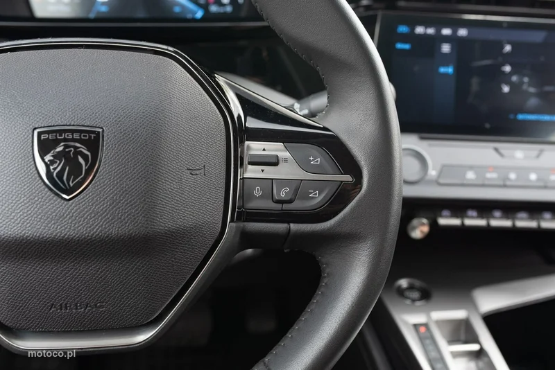 Peugeot 308 13